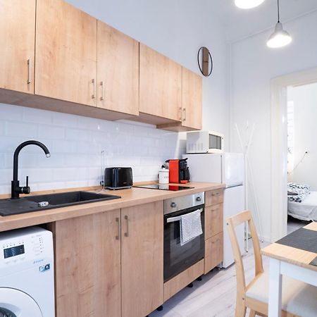 Studio In The Heart Of Party District Ka28 布达佩斯 外观 照片